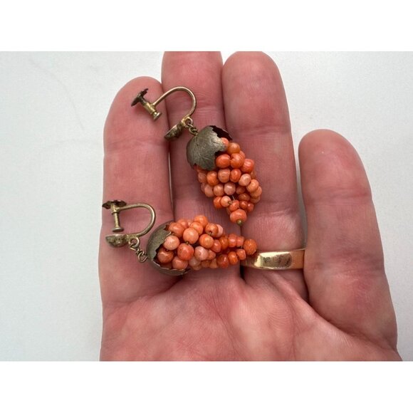 Antique Victorian Red Coral Grape Cluster Earrings Dangling Screw Back Jewelry - Picture 7 of 7